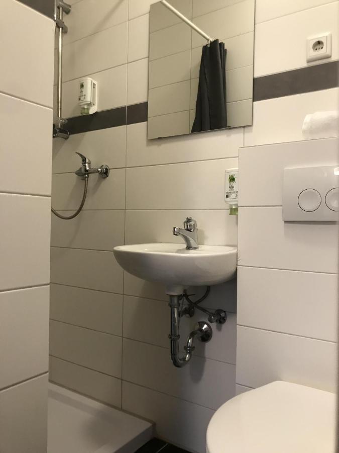 Rentapartment Duesseldorf エクステリア 写真